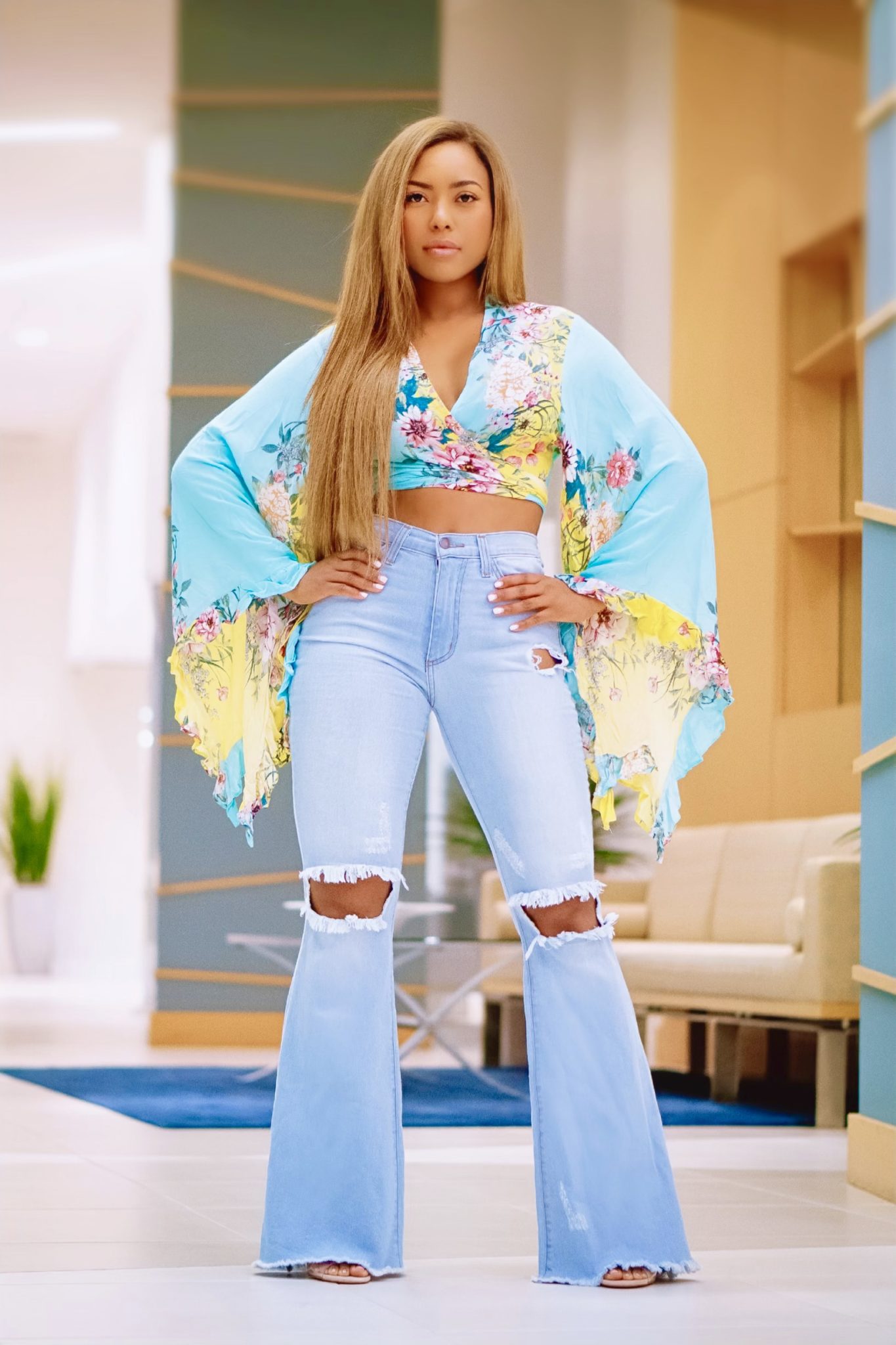 Women's Best Shorts & Jeans - Best Dress For ladies 